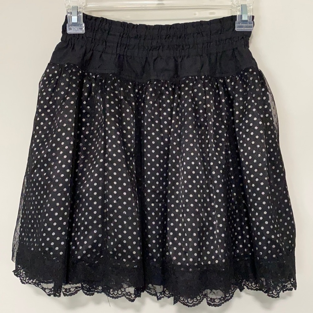 Gorgeous black lace skirt!